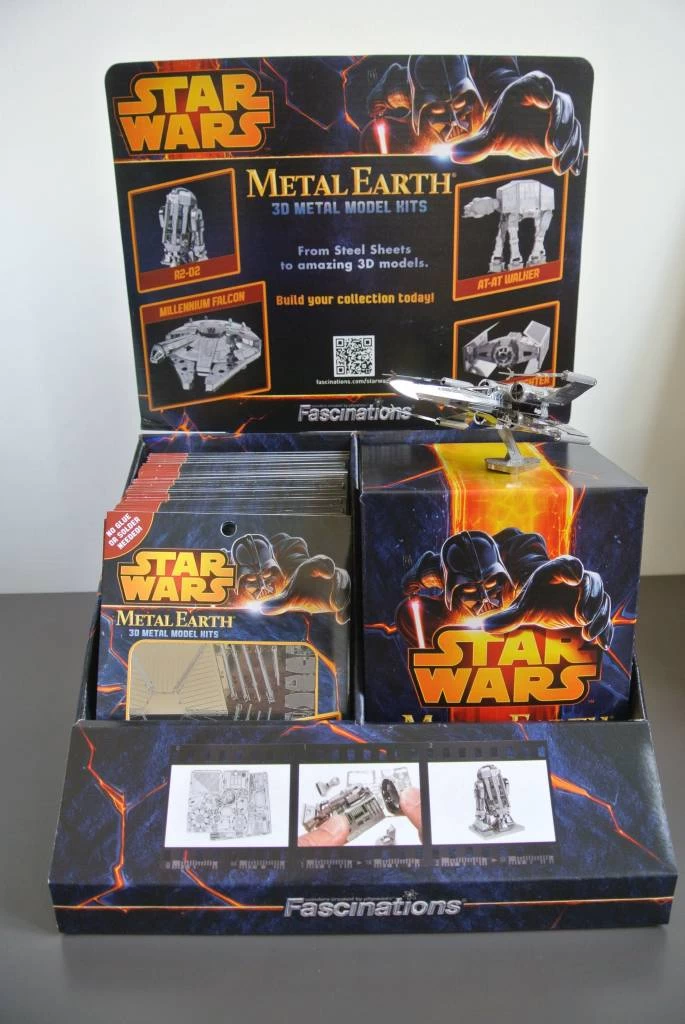 Metal Earth Star Wars Destroyer Droid - 3D-puzzel - Afbeelding 3